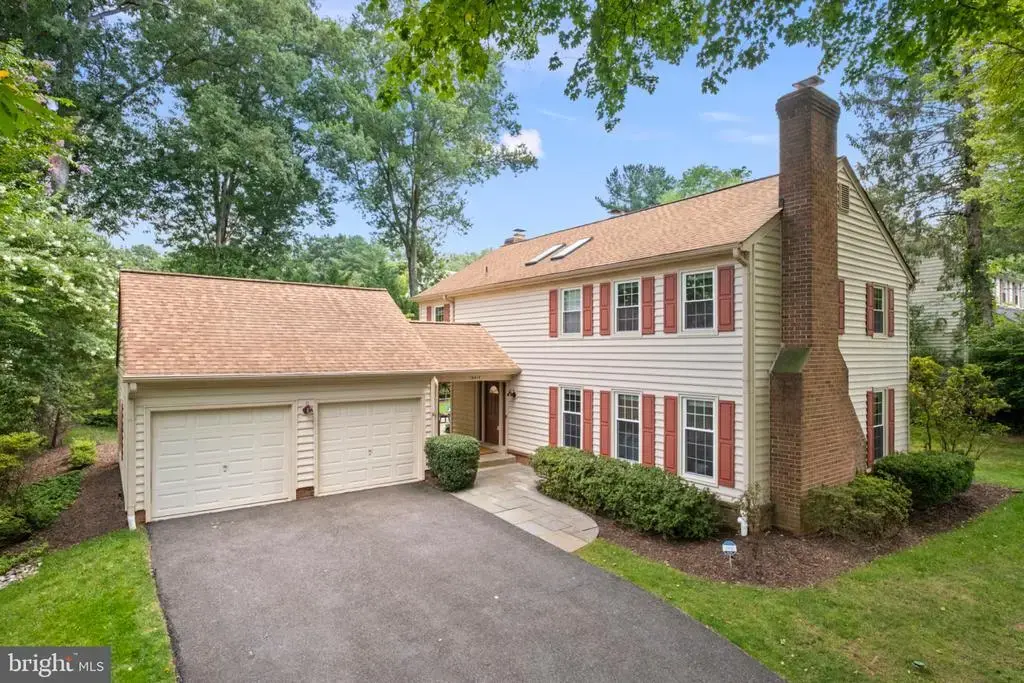 12417 Goldfinch Ct, POTOMAC