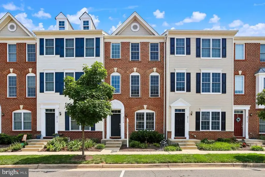 25114 Mcbryde Ter, CHANTILLY