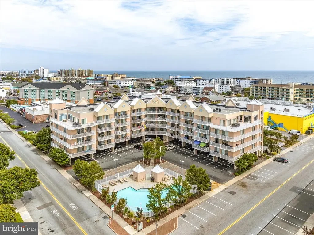 104 125th St #203, OCEAN CITY
