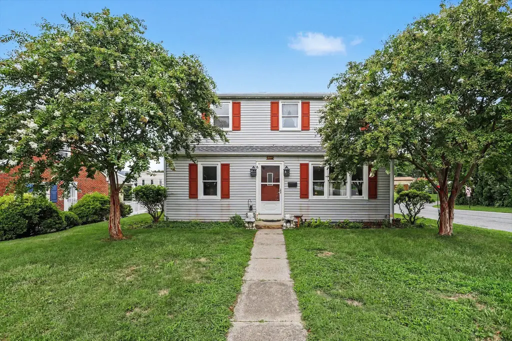 1061 Grinnell Ave, COLUMBIA