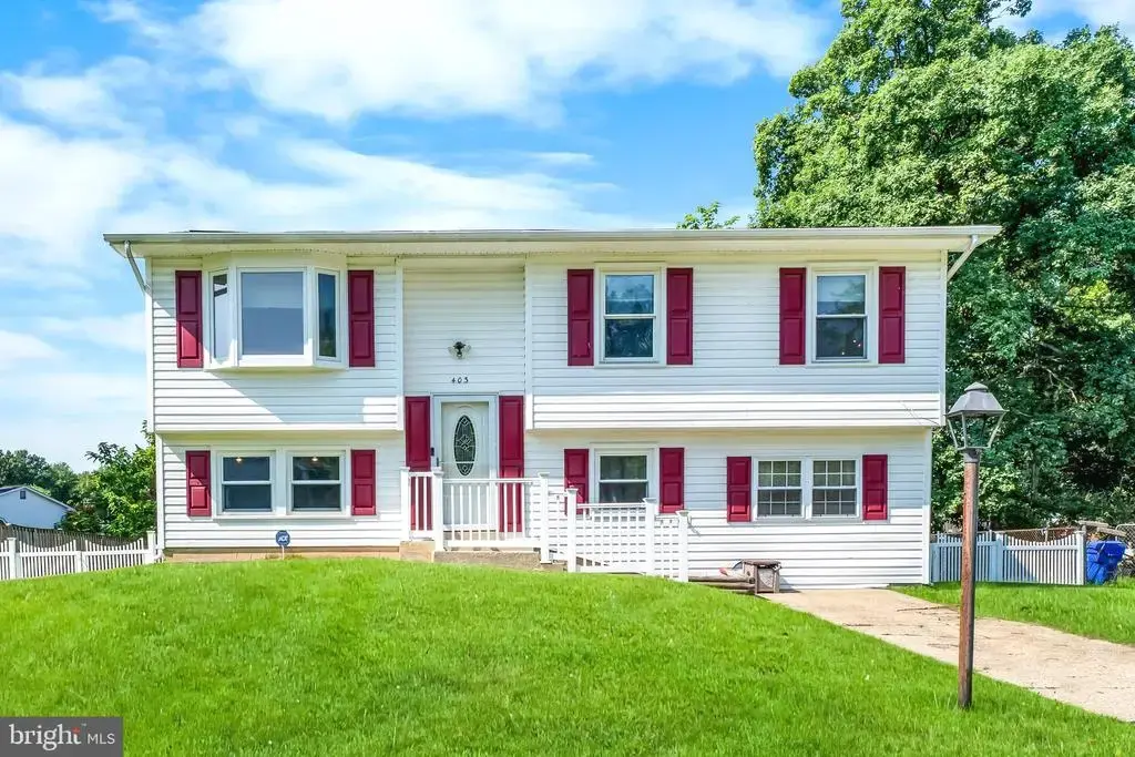 403 University Dr, WALDORF