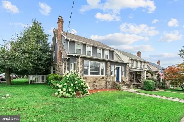 300 E Township Line Rd, Havertown