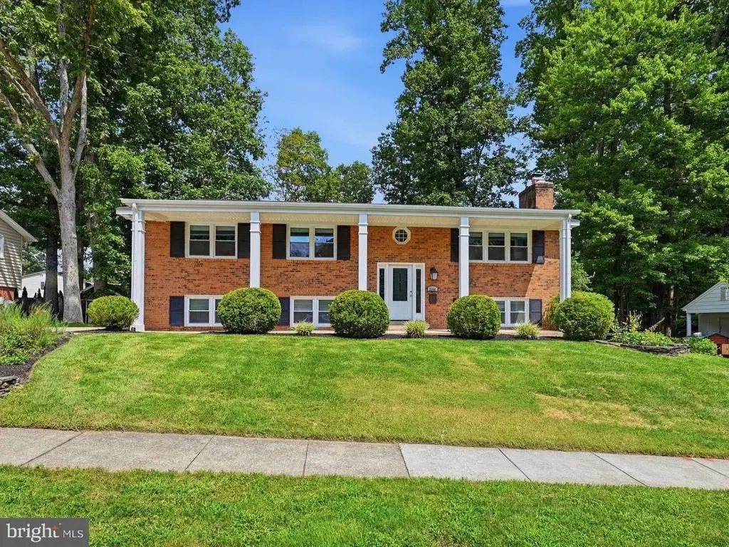 3544 Queen Anne, FAIRFAX