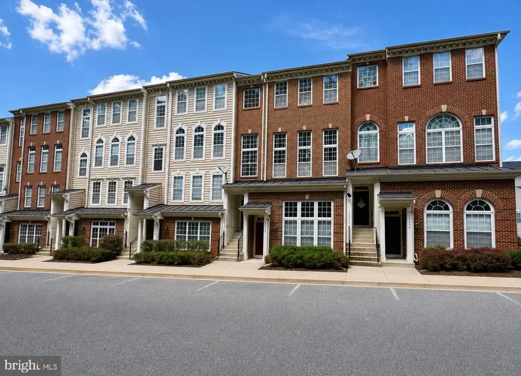 12250 Open View Ln #811, UPPER MARLBORO