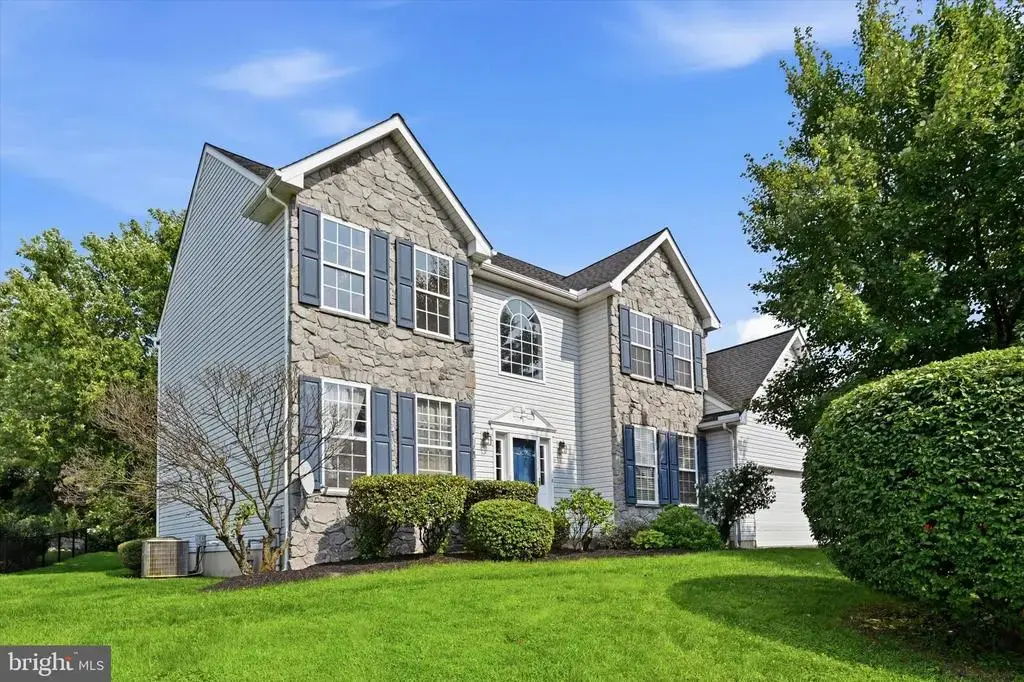 37 Mystery Rose Ln, WEST GROVE