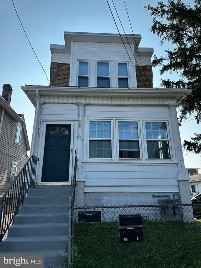 206 Saude Ave, Essington