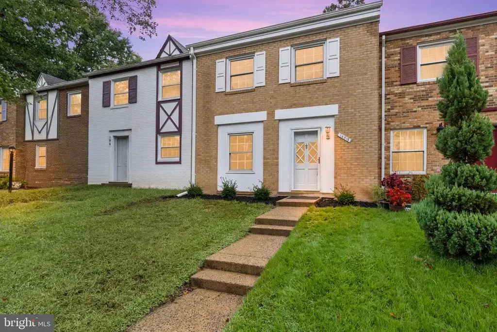 14812 London Towne Sq, CENTREVILLE