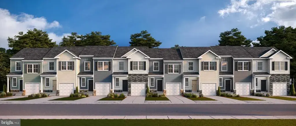 22 W Strasburg Rd, FRONT ROYAL