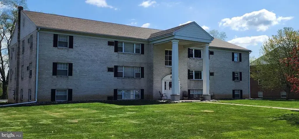 804 Vaughn Rd #b-7, POTTSTOWN