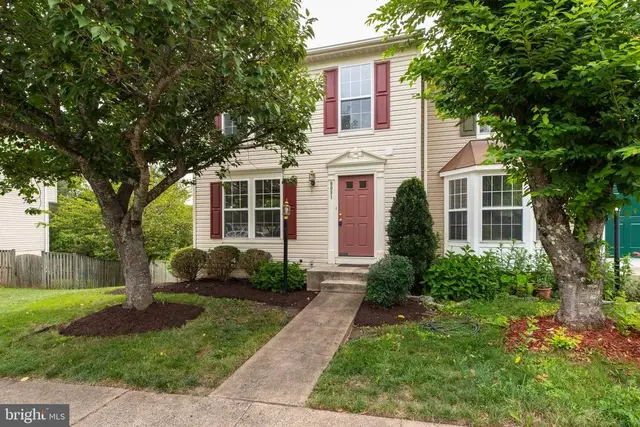 9081 Falcon Glen Ct, Bristow
