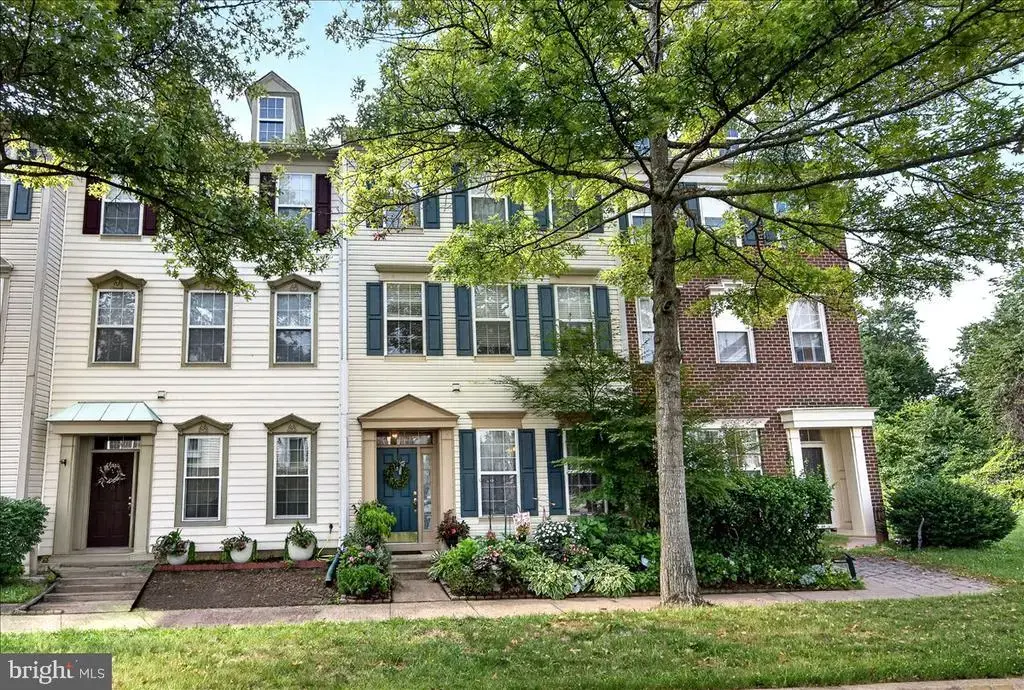 26129 Nimbleton Sq, CHANTILLY