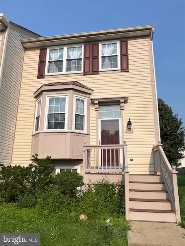 101 Kirkbridge Ct, Purcellville