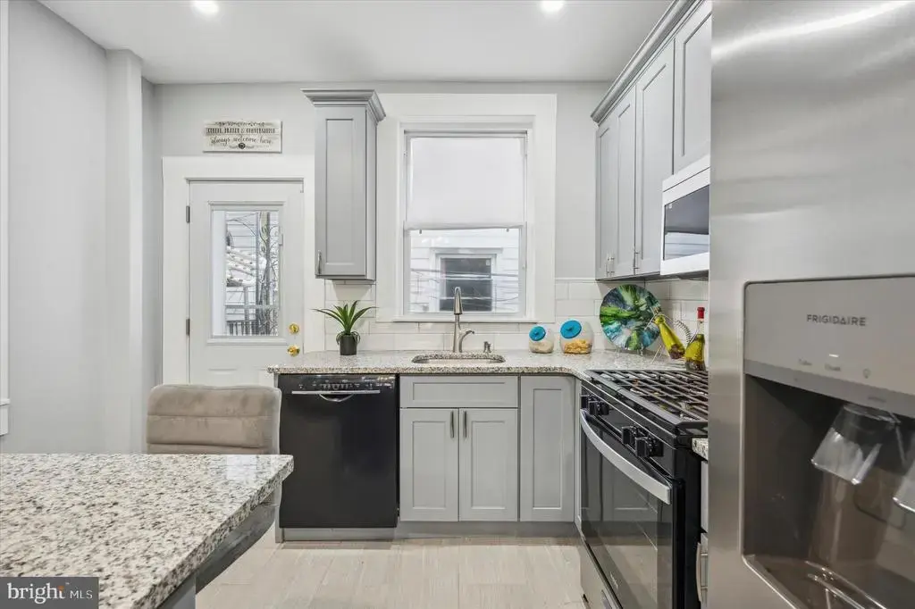 2916 W Norris St, PHILADELPHIA