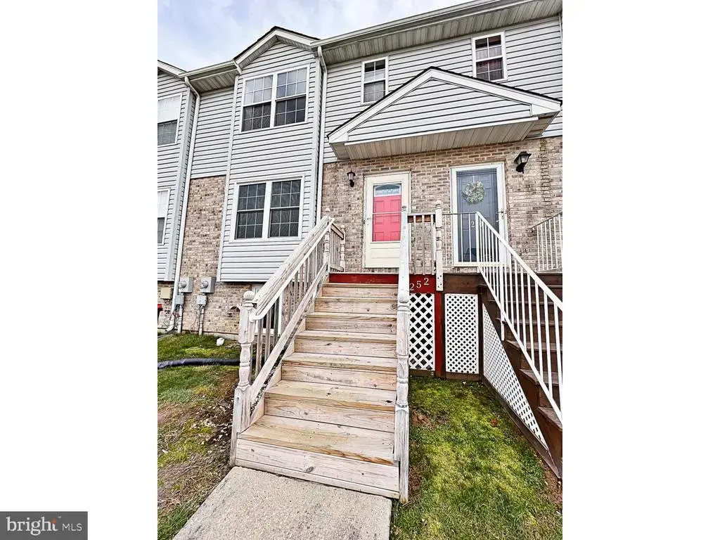 252 Vincent Cir, MIDDLETOWN