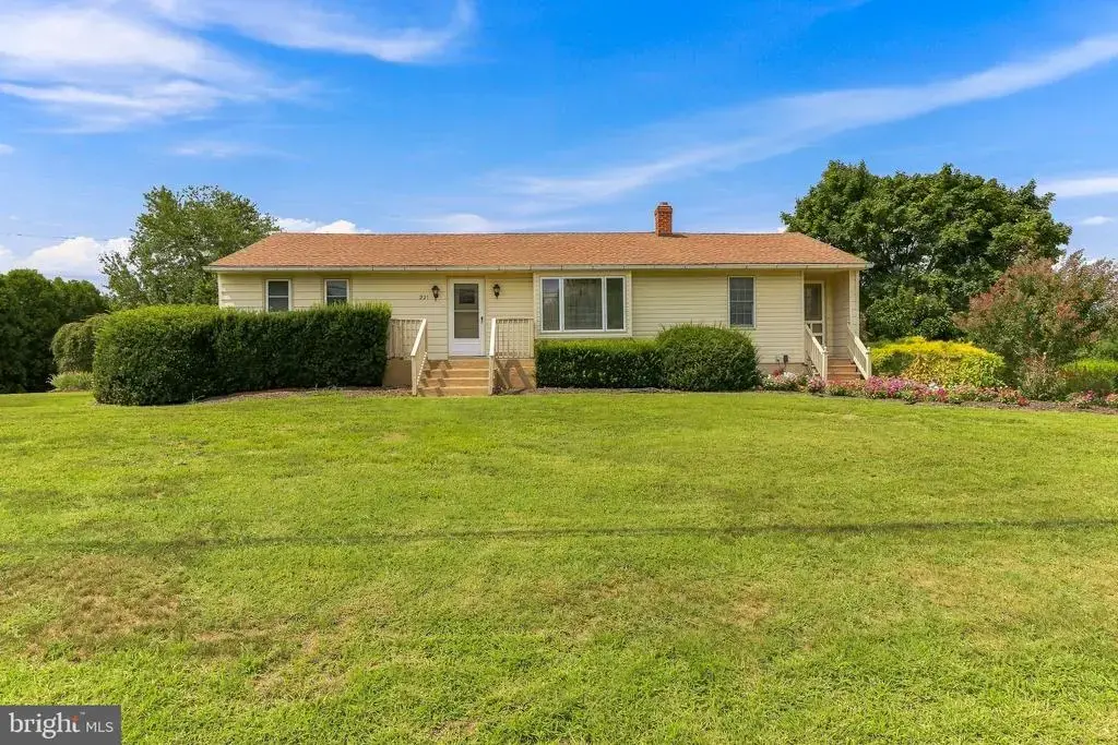 221 Sherwin Rd, MULLICA HILL