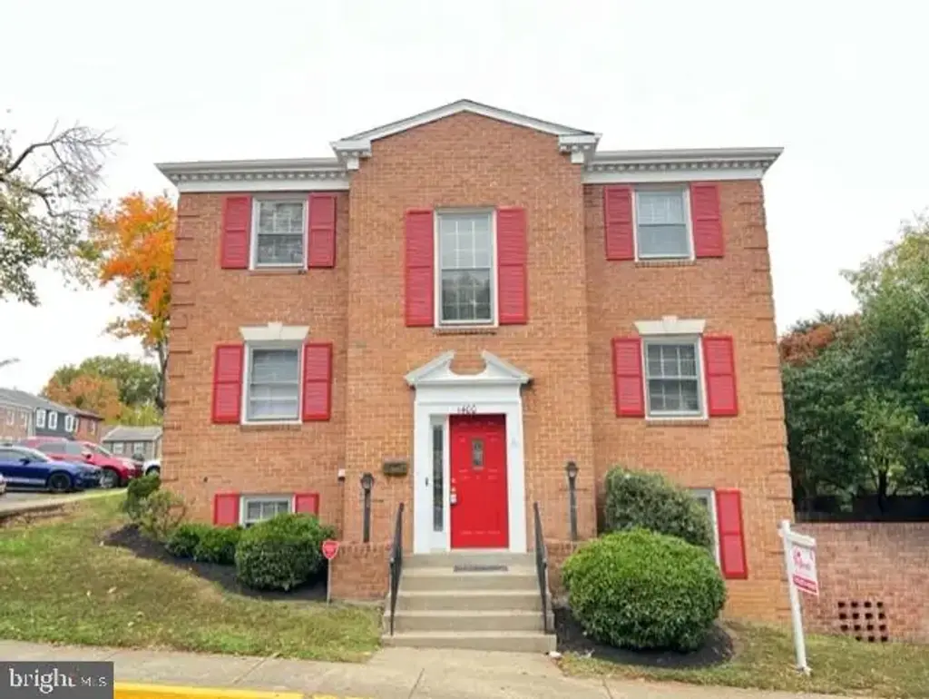 1400 Admiral Dr, WOODBRIDGE