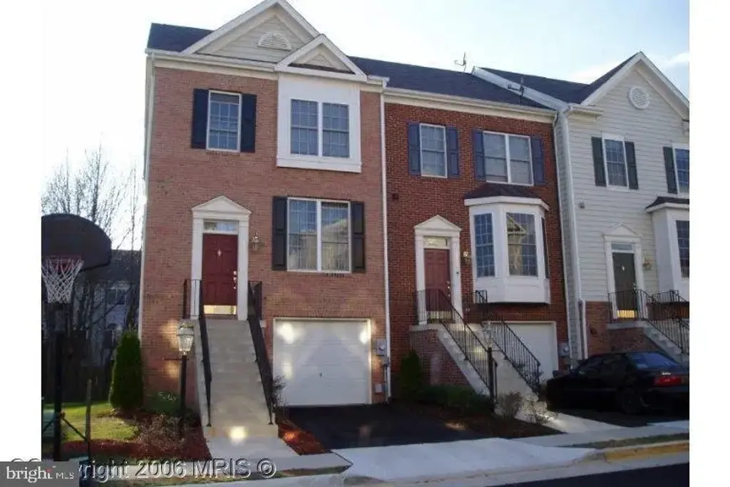 7574 Great Swan Ct, ALEXANDRIA