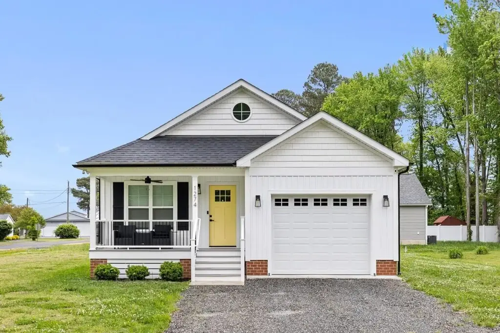 1274 Holly Vista Dr, COLONIAL BEACH