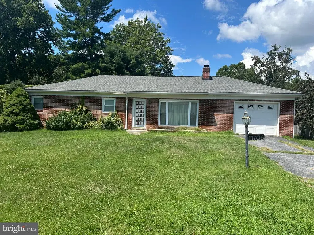 11706 Robinwood Dr, HAGERSTOWN