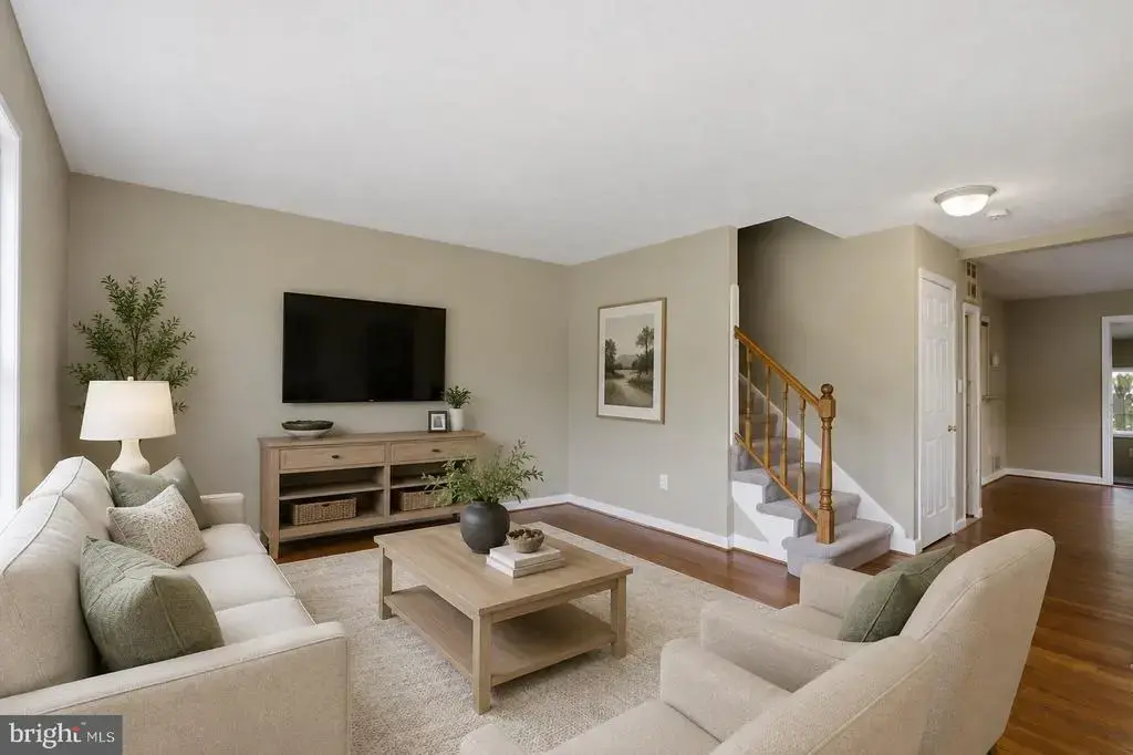 7632 W Park Dr, HYATTSVILLE