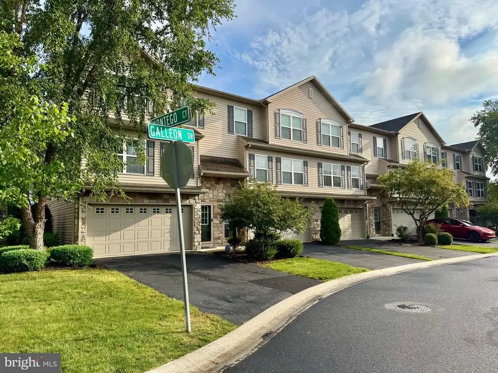 6360 Galleon Dr, MECHANICSBURG