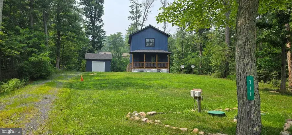 711 Fawn Dr, WINCHESTER