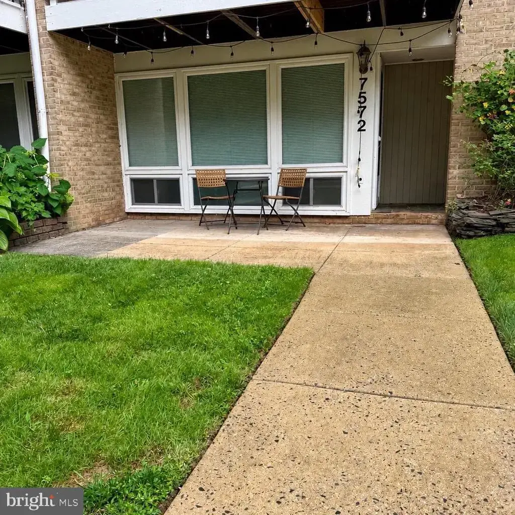 7572 Spring Lake Dr #7572-a, BETHESDA