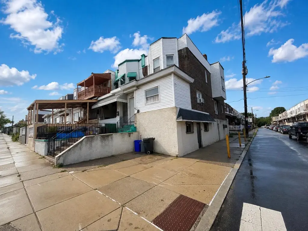 1537 E Luzerne, PHILADELPHIA