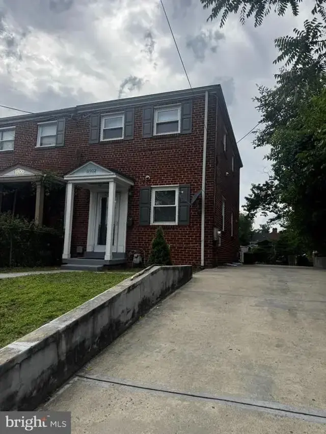 11902 Centerhill St, Silver Spring