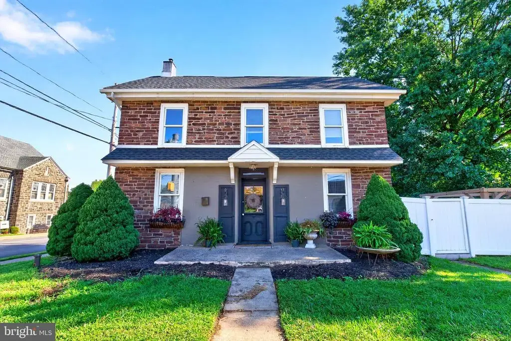 301 S Main St, TELFORD