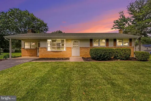 410 Berkshire Rd, Mechanicsburg