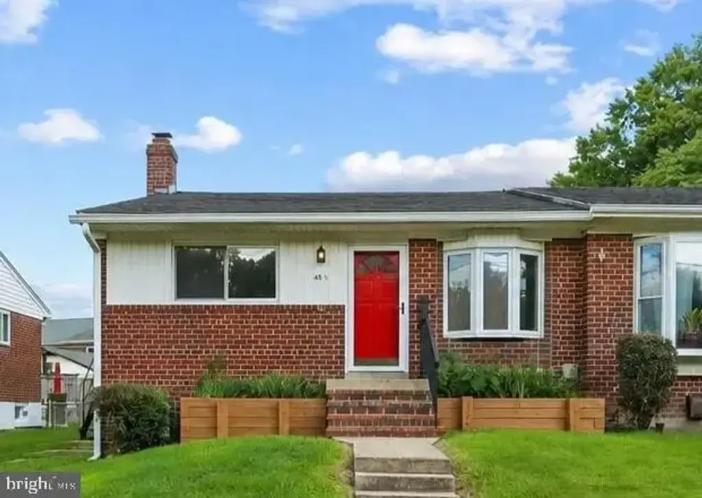 4511 Holmes Run Pkwy, ALEXANDRIA