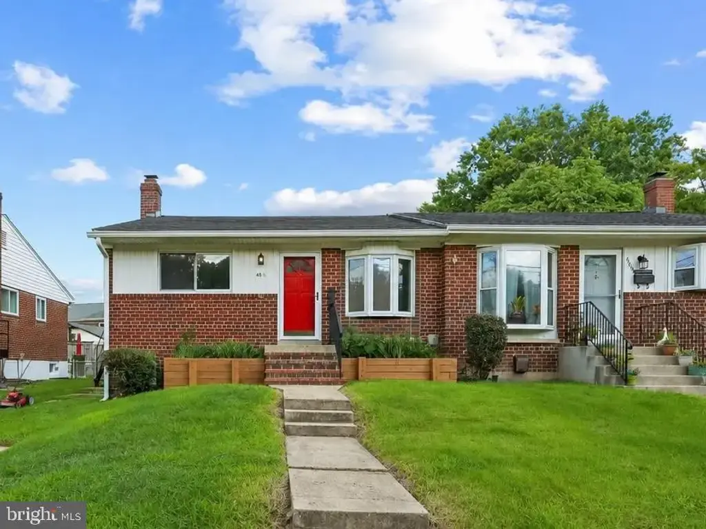 4511 Holmes Run Pkwy, ALEXANDRIA