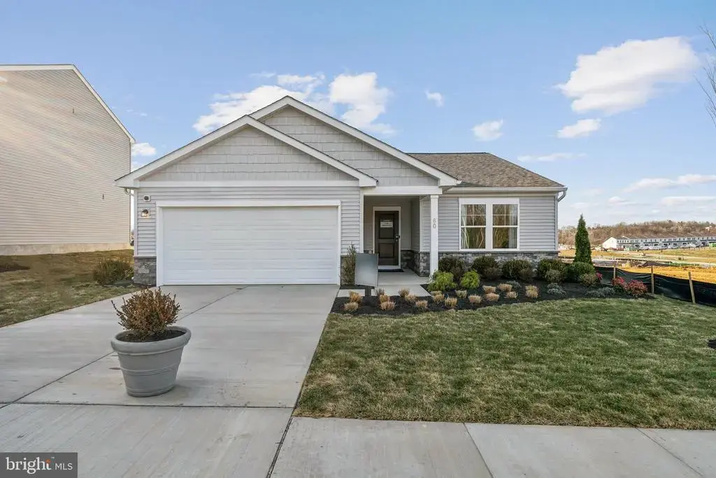 14 Empire Ln, CHARLES TOWN