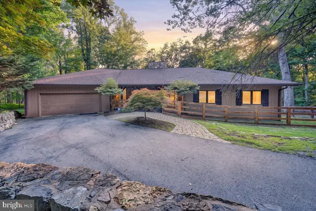310 Saddleback Trl, HARDY