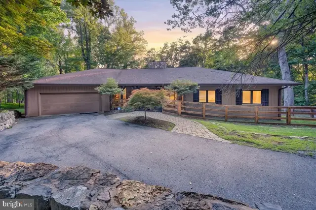 310 Saddleback Trl, Hardy