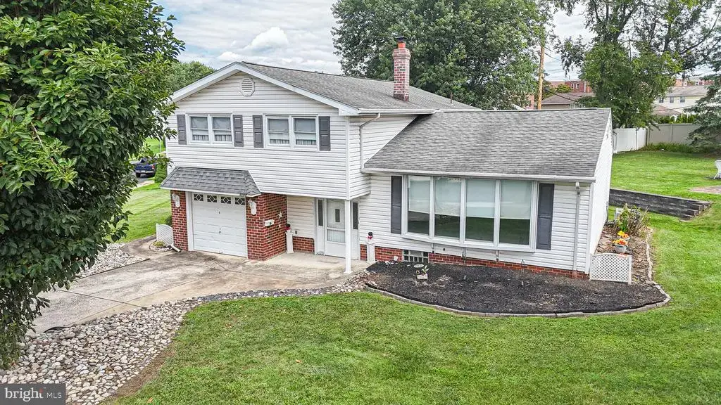 1103 Hedgerow Ln, PHILADELPHIA