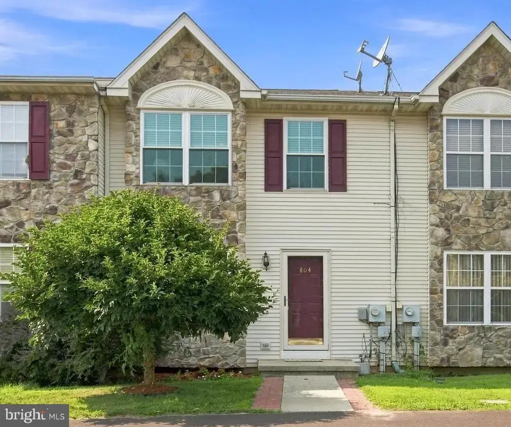 804 Dogwood Ln, COLLEGEVILLE