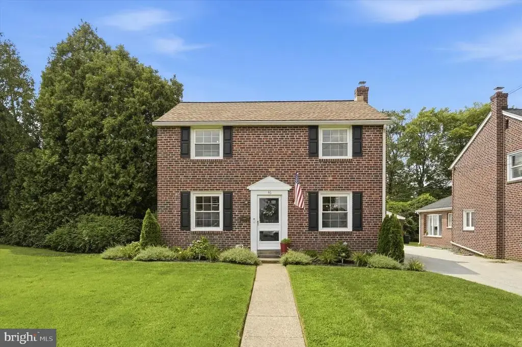 46 West Ave, SPRINGFIELD