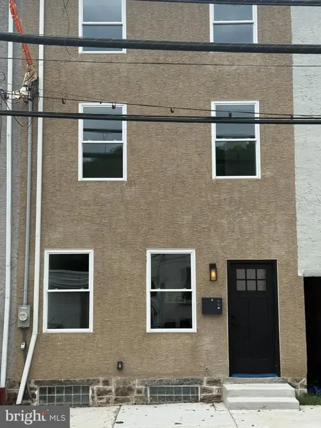 4810 Umbria, PHILADELPHIA