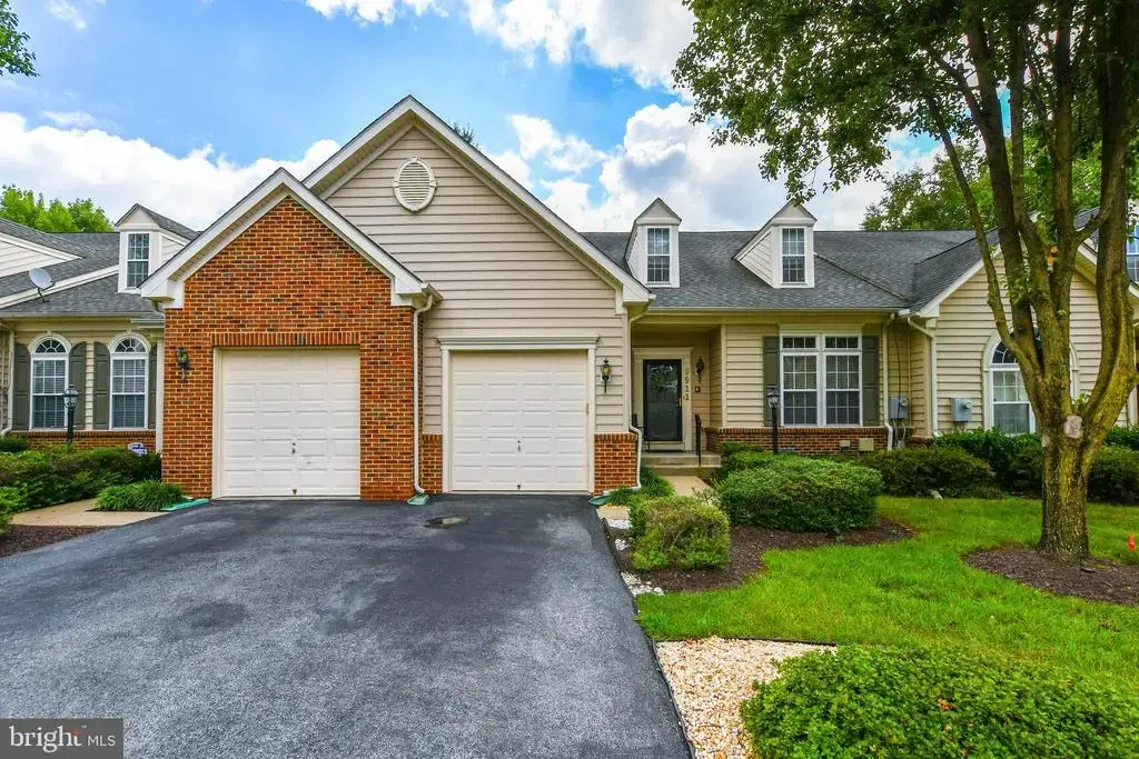 9911 Hillandale Way #58, BOWIE
