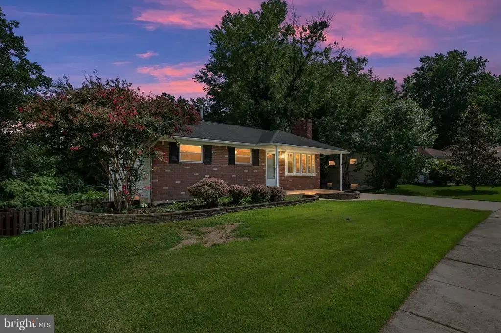 541 Crestpark Dr, GLEN BURNIE