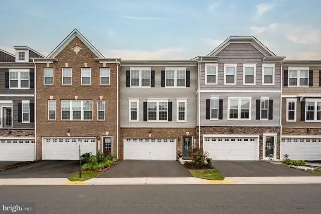 10606 Hinton Way, Manassas