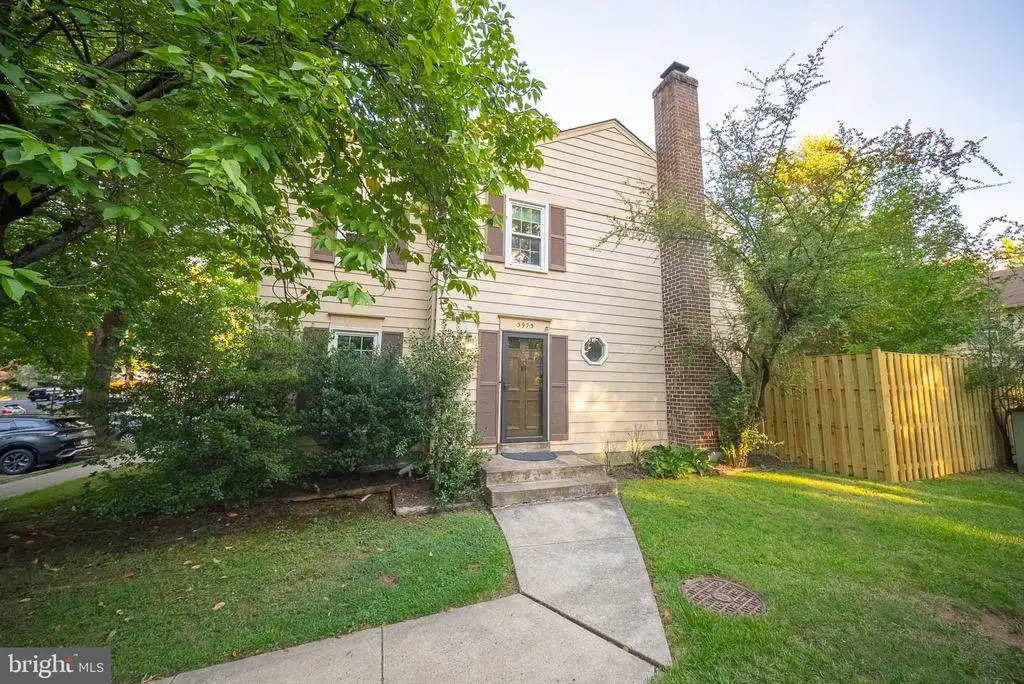 3975 Wilcoxson Dr, FAIRFAX