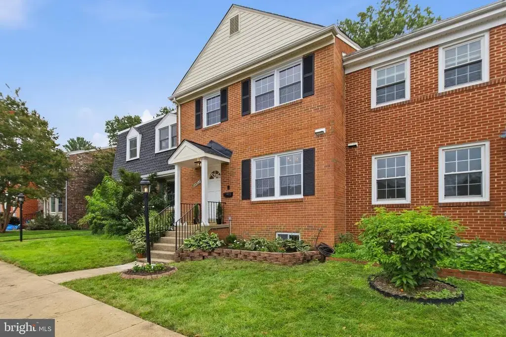 9103 Barrick St, FAIRFAX