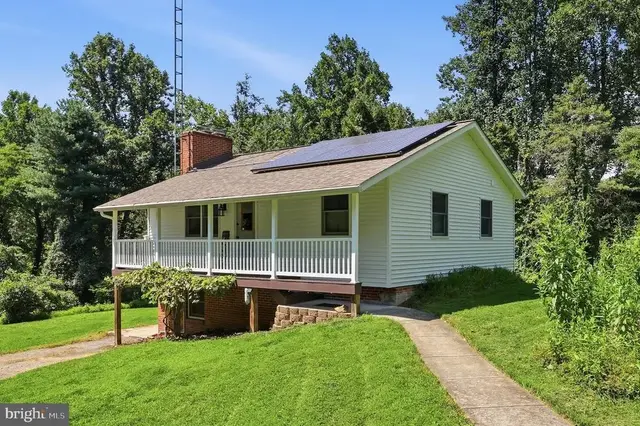 4 Trudy Trl, Fairfield