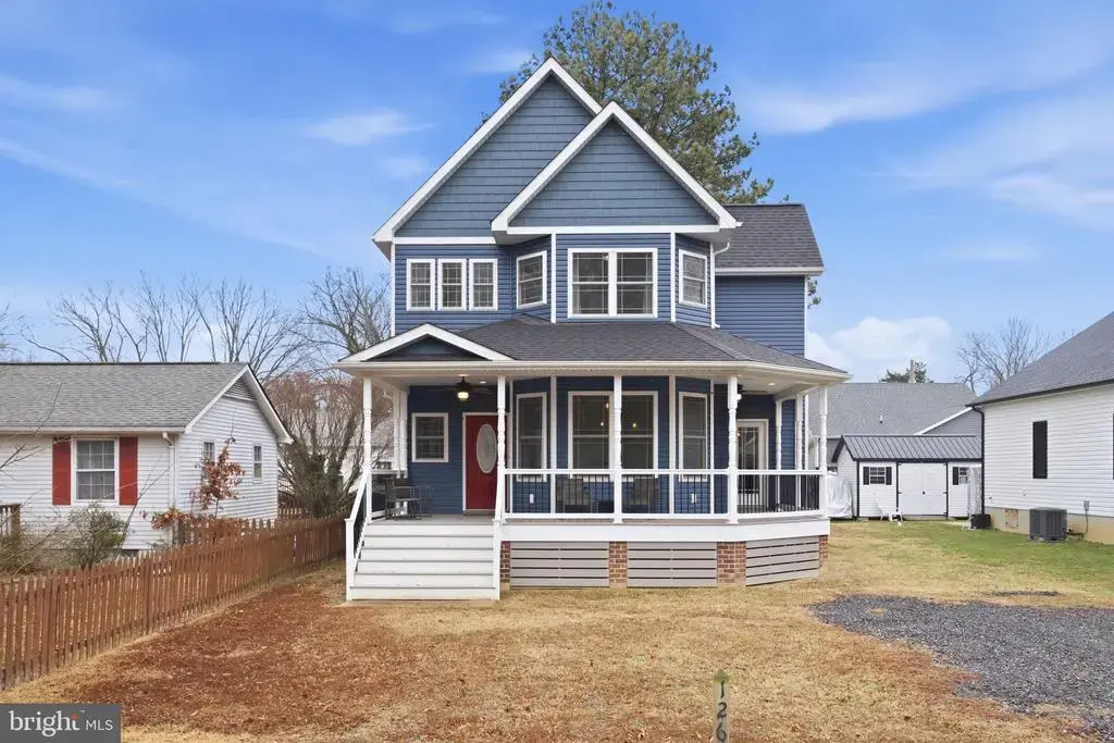 126 4th Street, COLONIAL BEACH