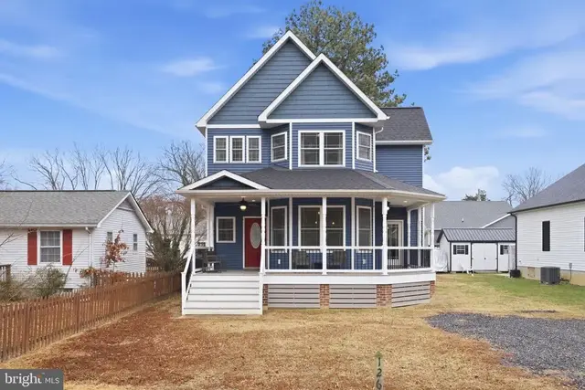 126 4th Street, Colonial Beach