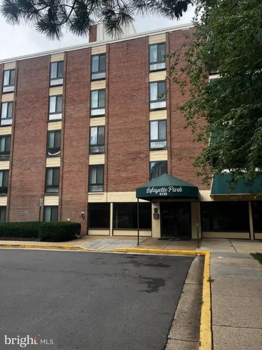 6135 Leesburg Pike #305, FALLS CHURCH