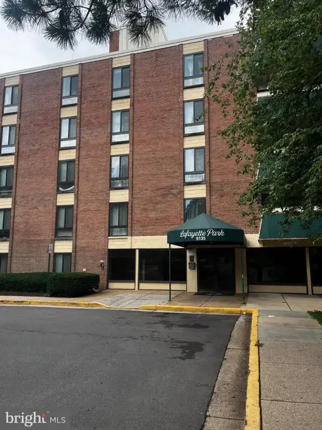 6135 Leesburg Pike #305, Falls Church